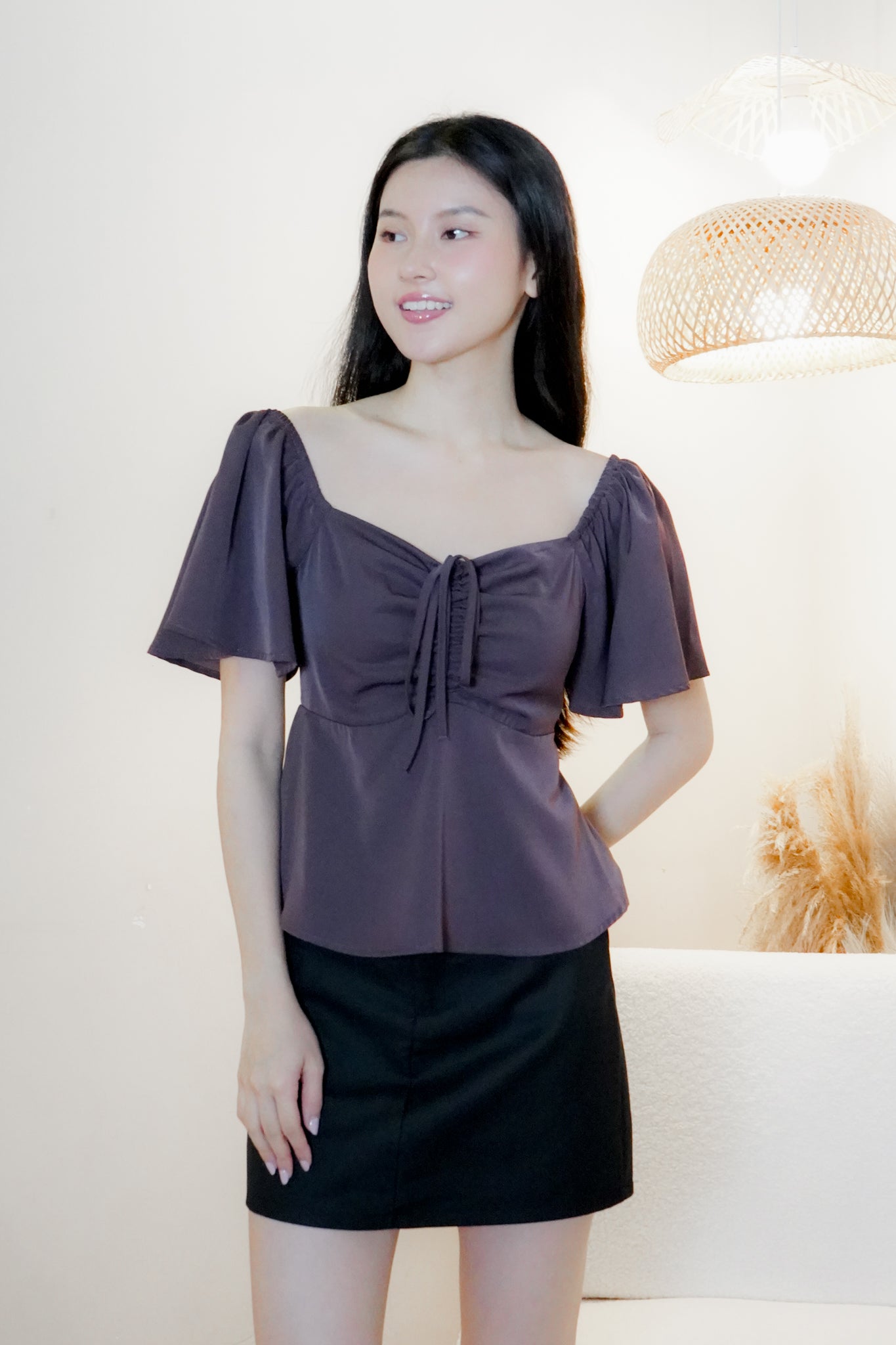 Aria Flutter Sweetheart Top (Plum)