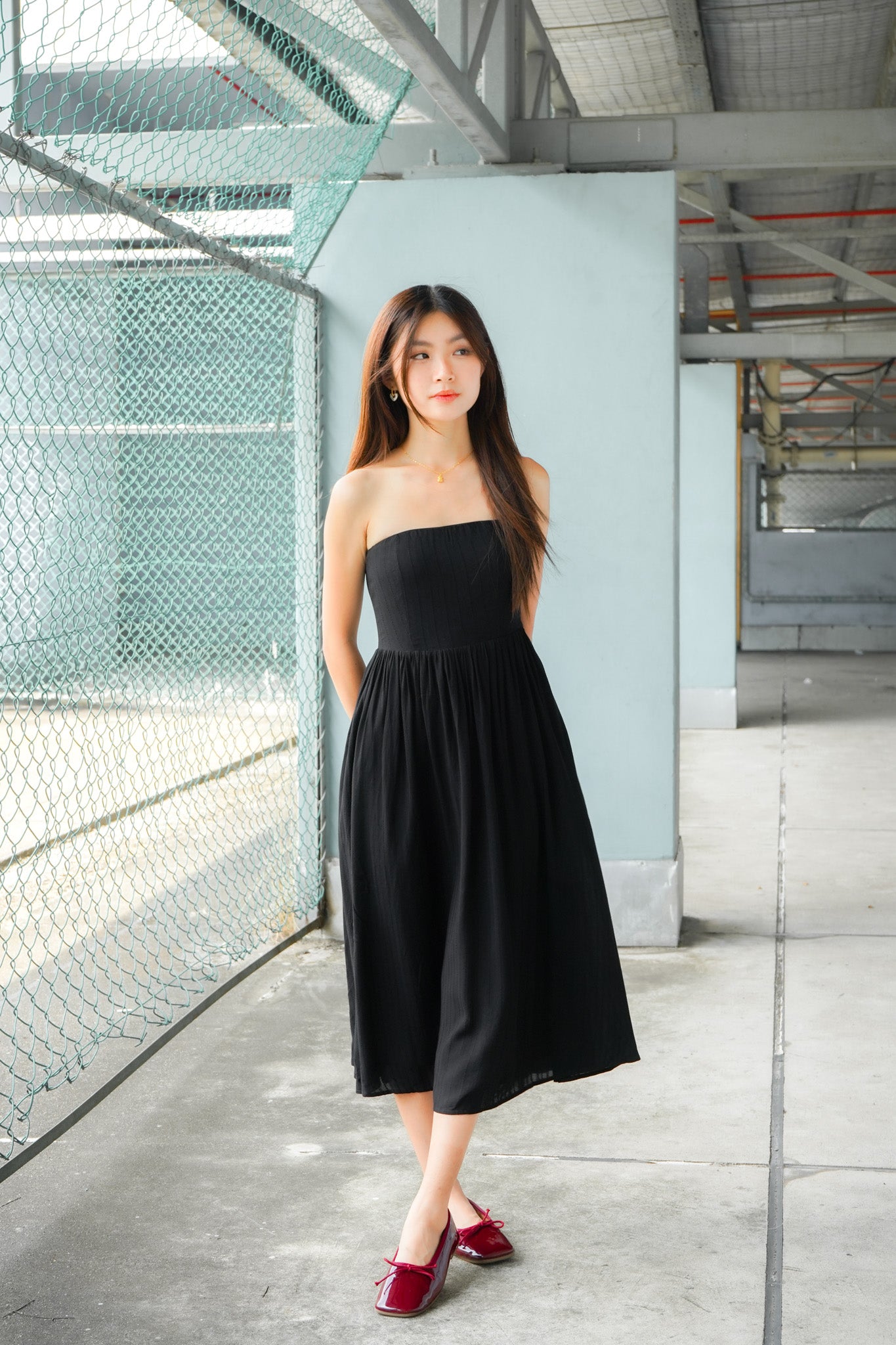 Sophia Tube Gathered Dress (Black)