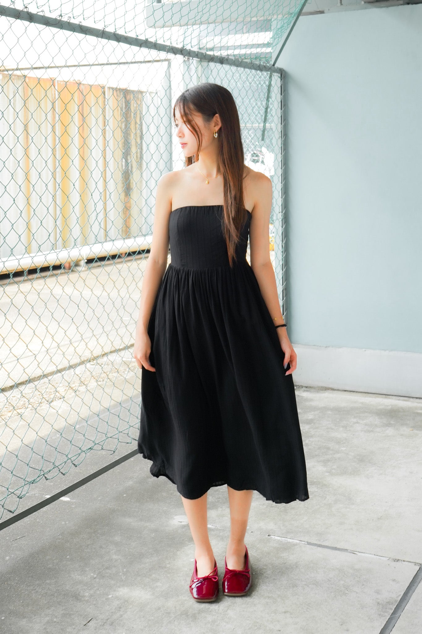Sophia Tube Gathered Dress (Black)