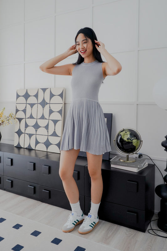 Jordyn Pleated Knit Dress (Grey)