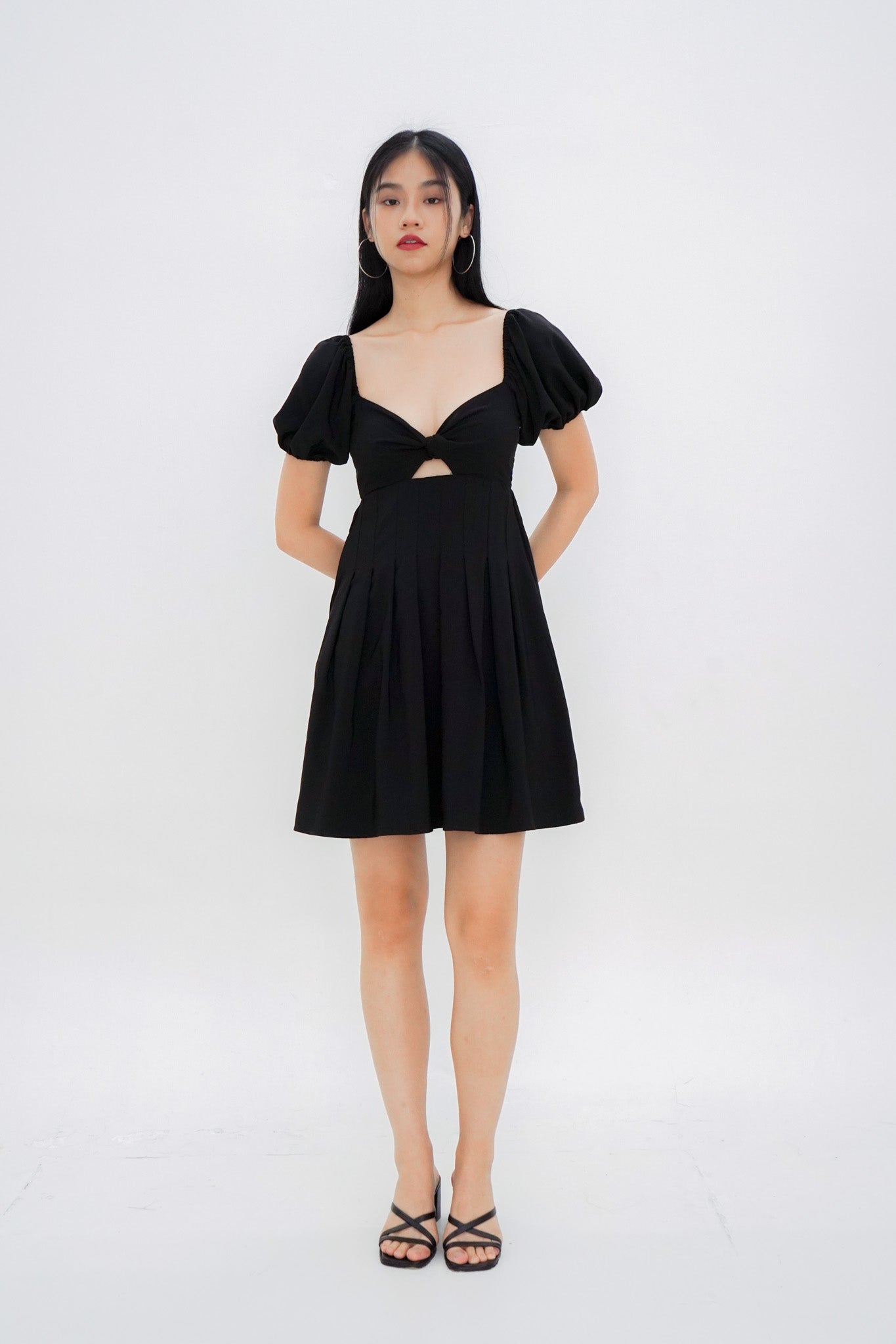 Dakota Padded Puff Sleeve Dress with Cut-out (Black)