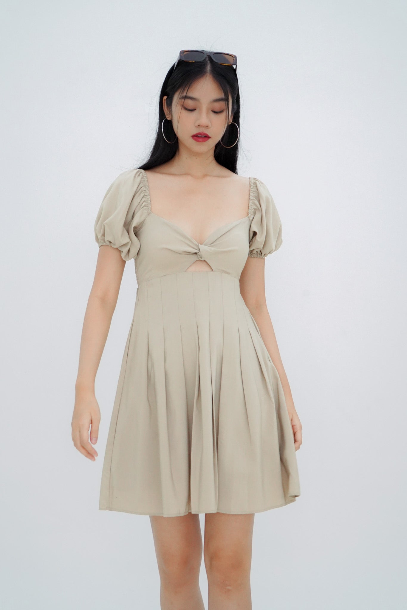 Dakota Padded Puff Sleeve Dress with Cut-out (Khaki)