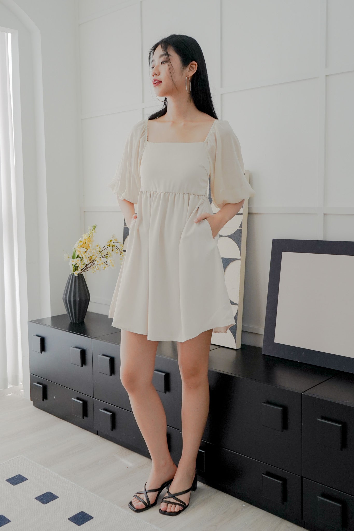 Sienna Half-sleeve Babydoll Dress (Cream)