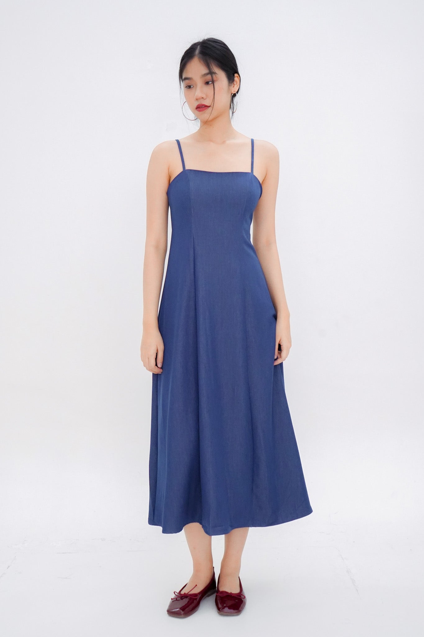 Selvie Low-back Midaxi Dress (Denim Blue)