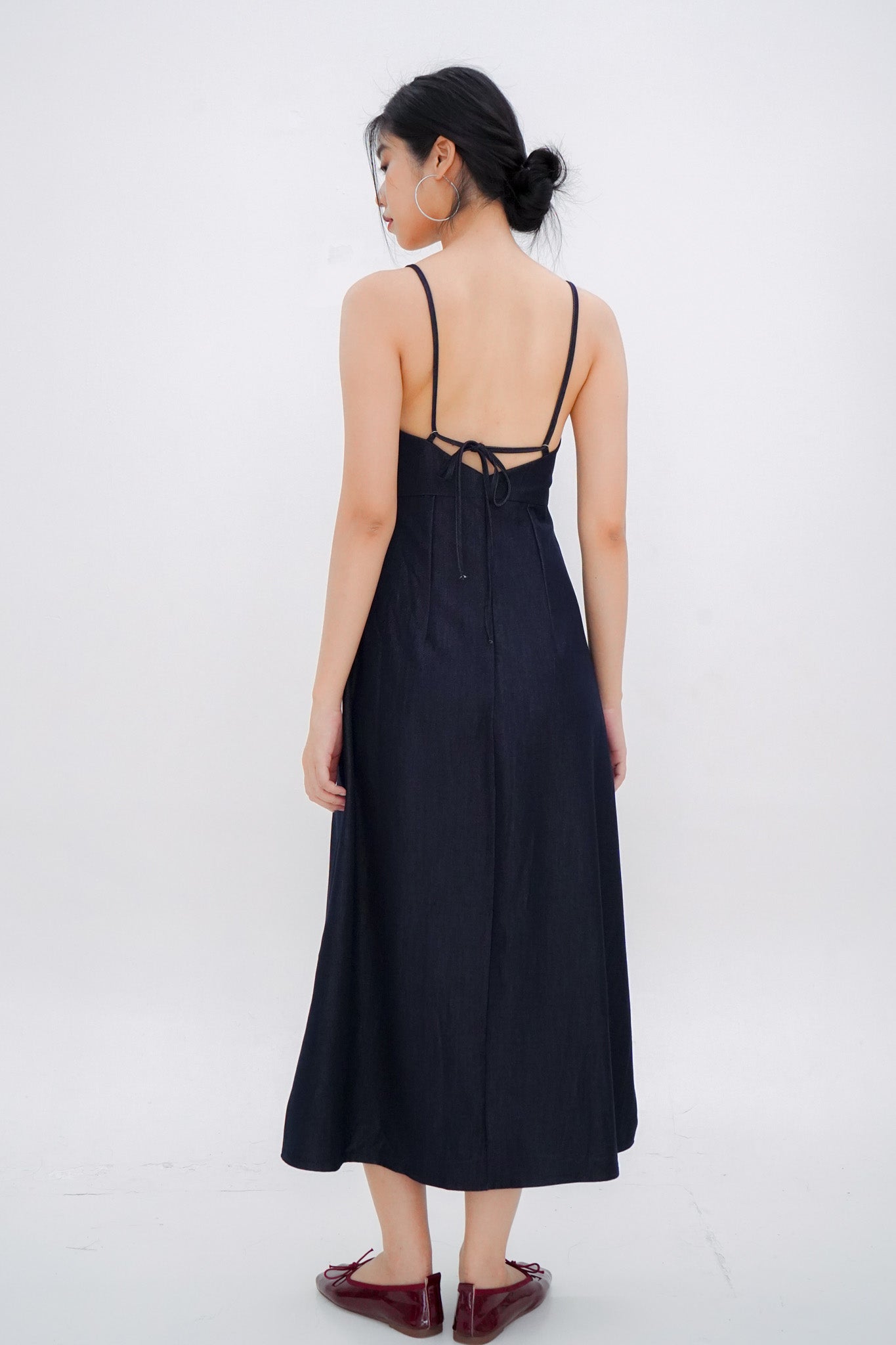 Selvie Low-back Midaxi Dress (Dark Denim)