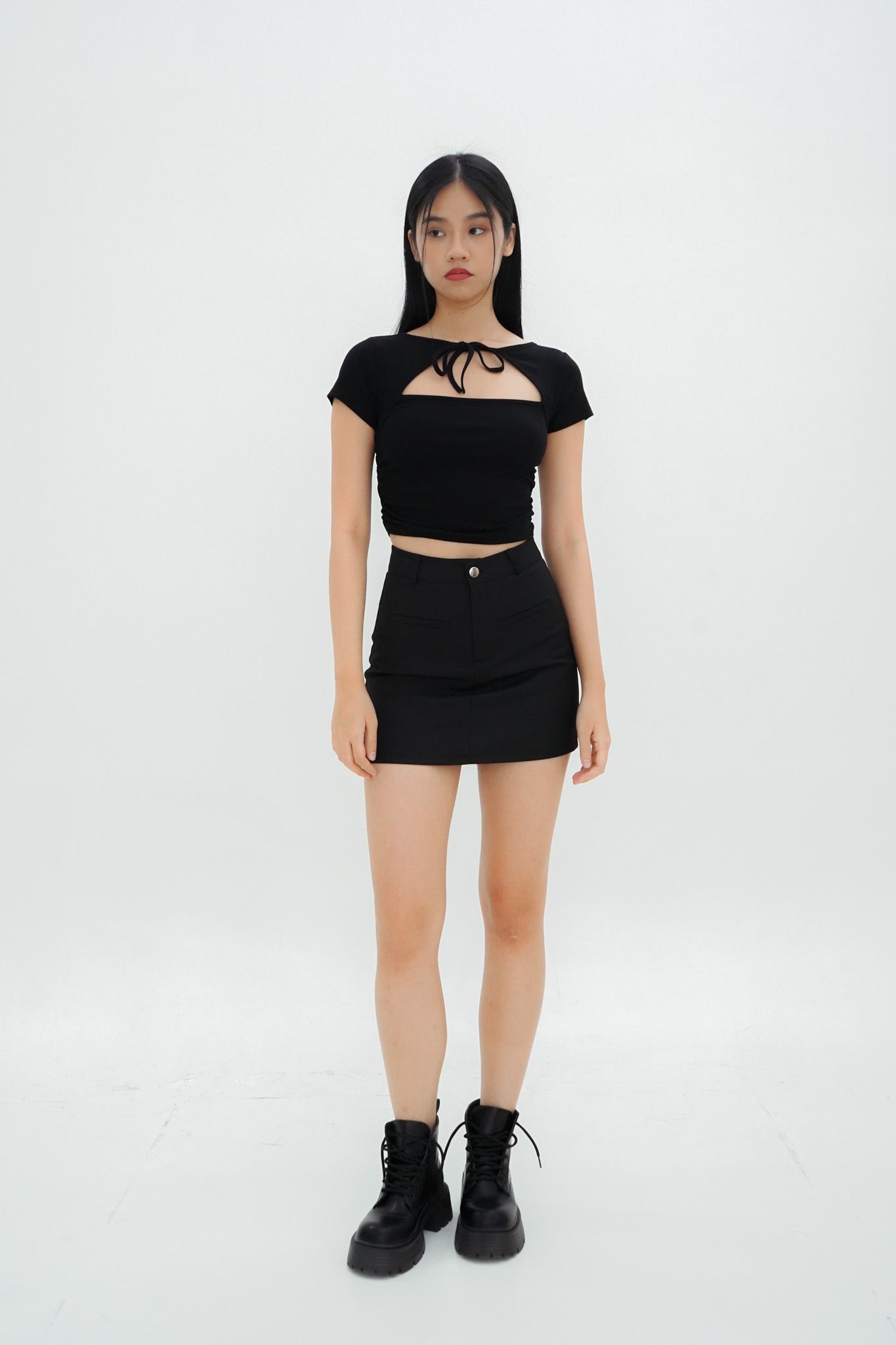 Mei Tie Neck Ruched Top (Black)