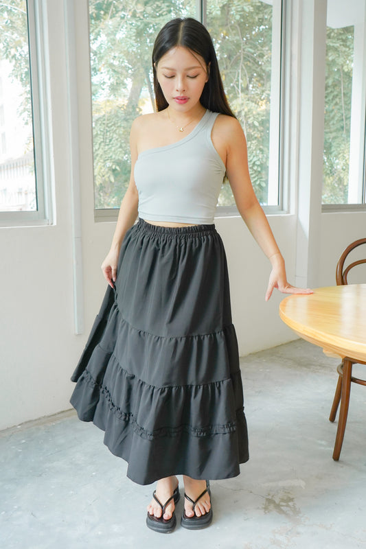 Tien Tiered Maxi Skirt (Black)