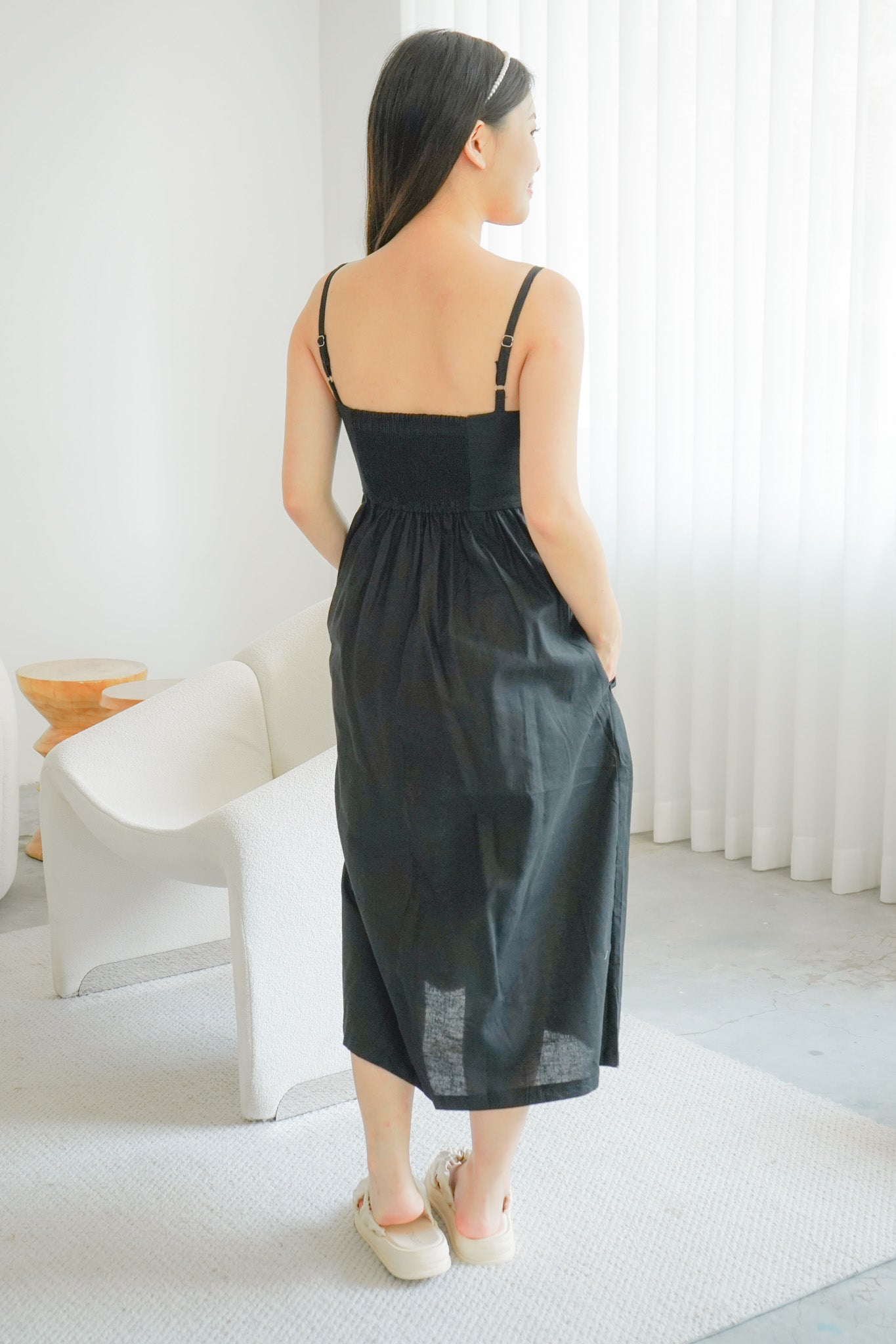 Alora Linen Maxi Dress with Adjustable Straps (Black)