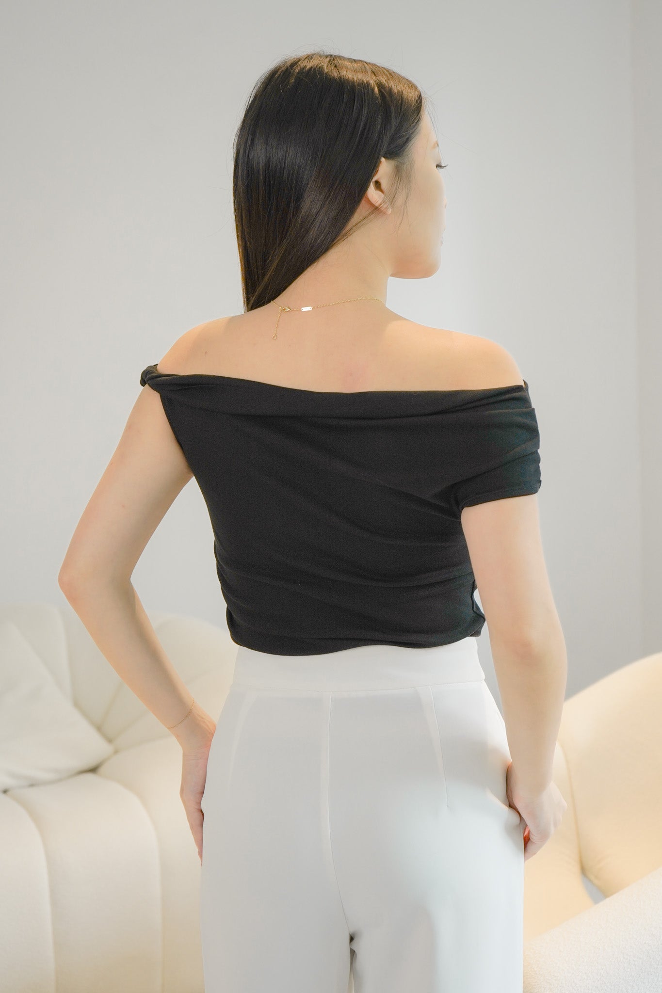 Belinda Asymmetric Off Shoulder Top (Black)
