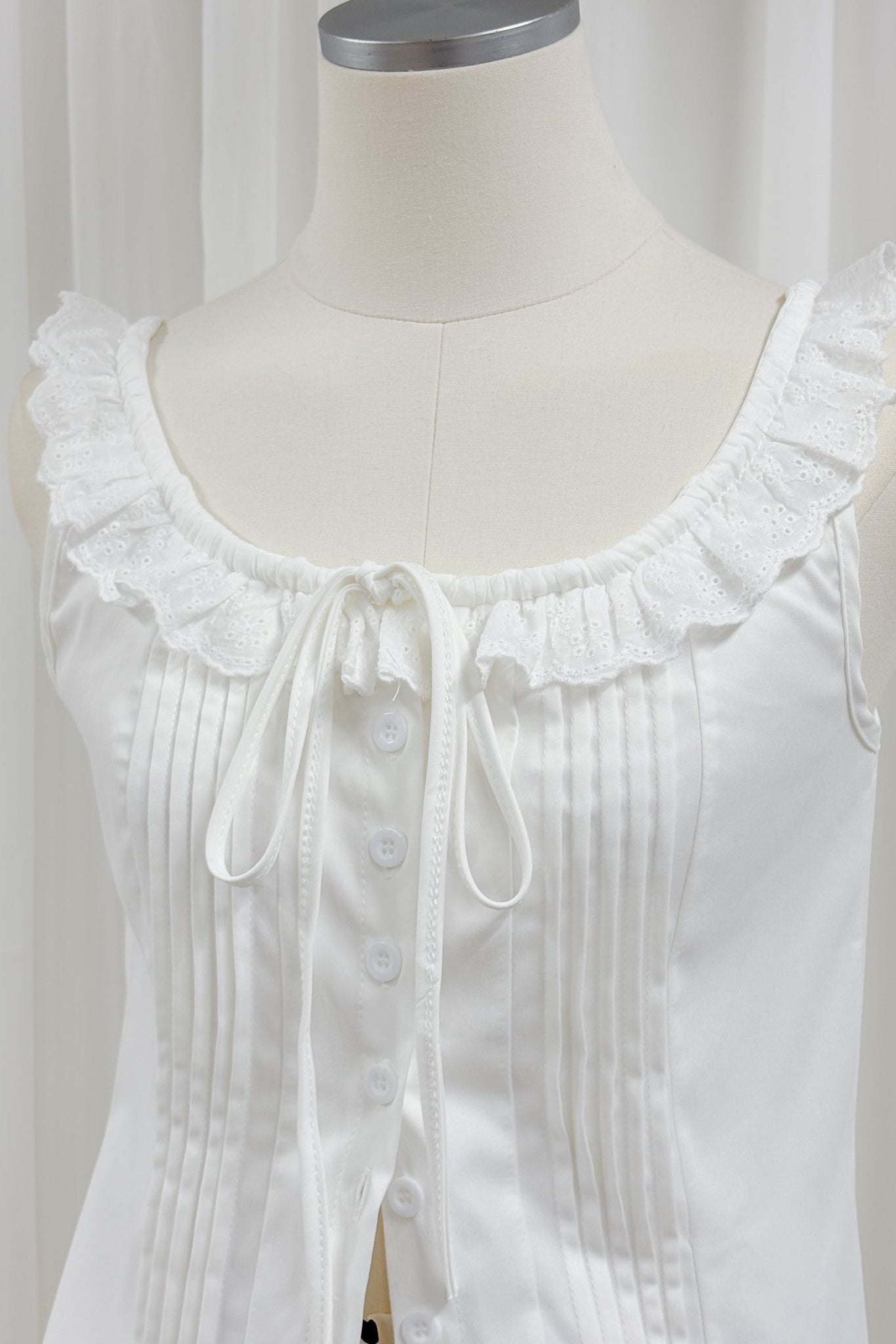 Julia white sleeveless eyelet lace ruffle trim blouse