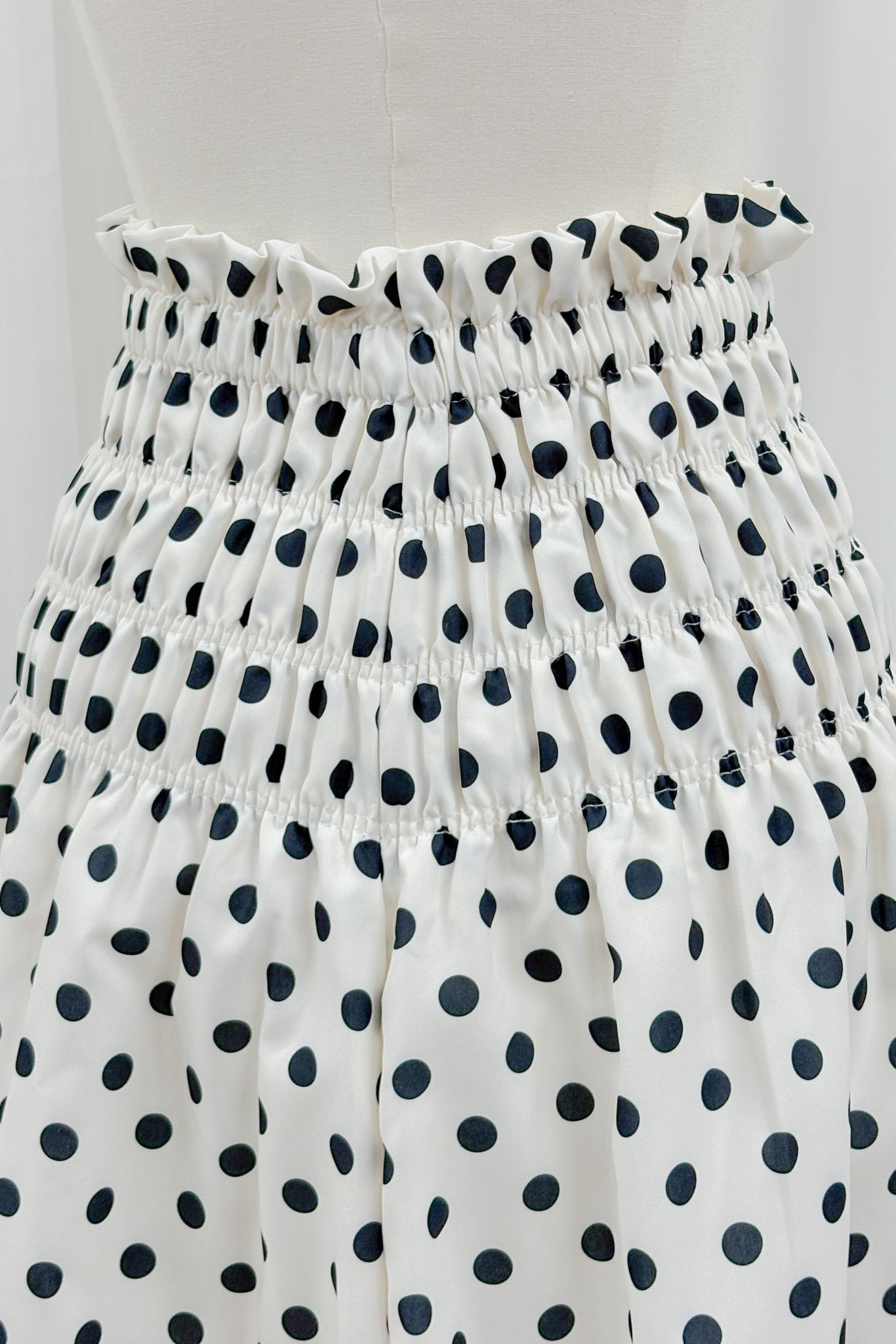 Chantel 2 way polka dot tube/ skirt (cream)