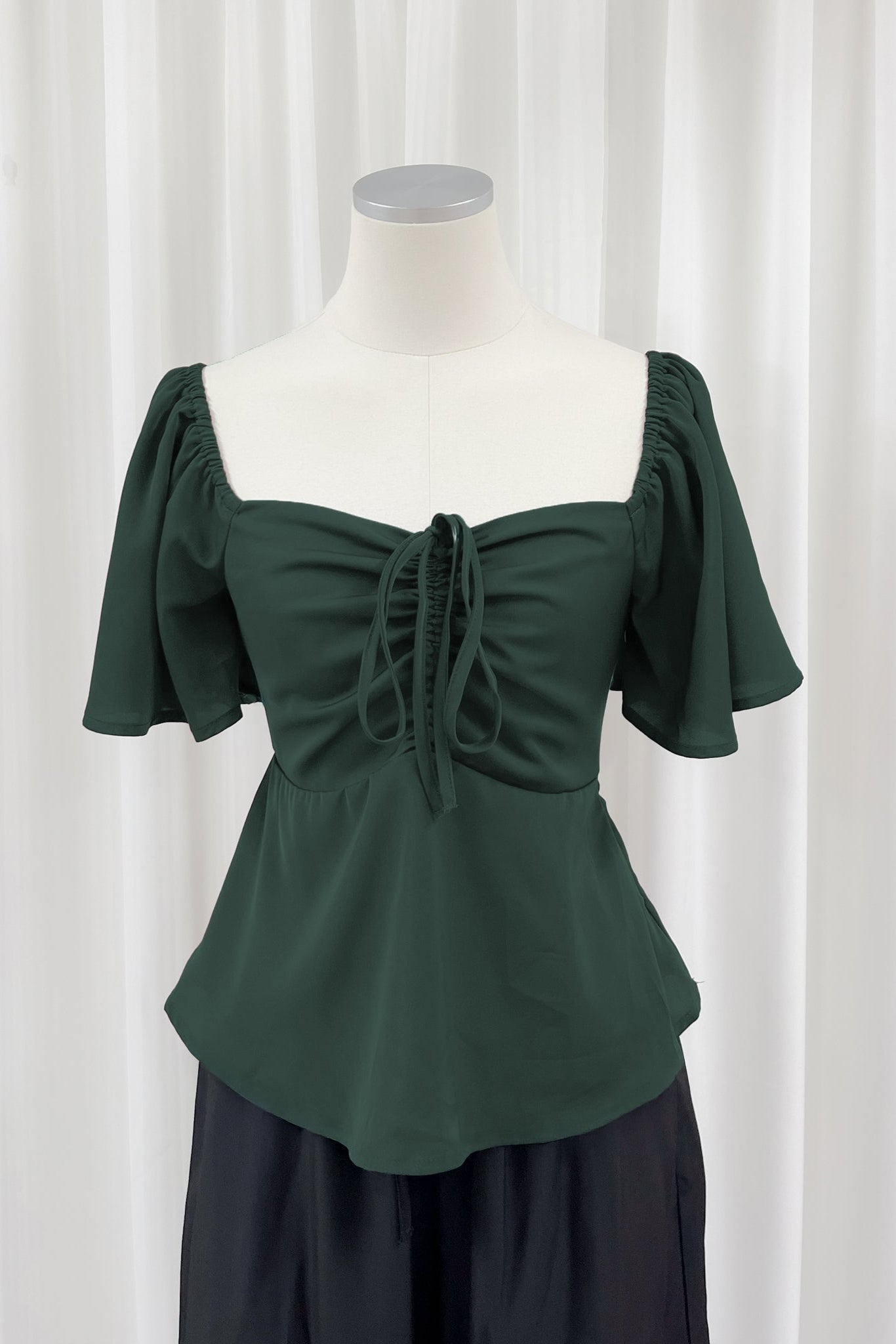 Aria Flutter Sweetheart Top (Forest)