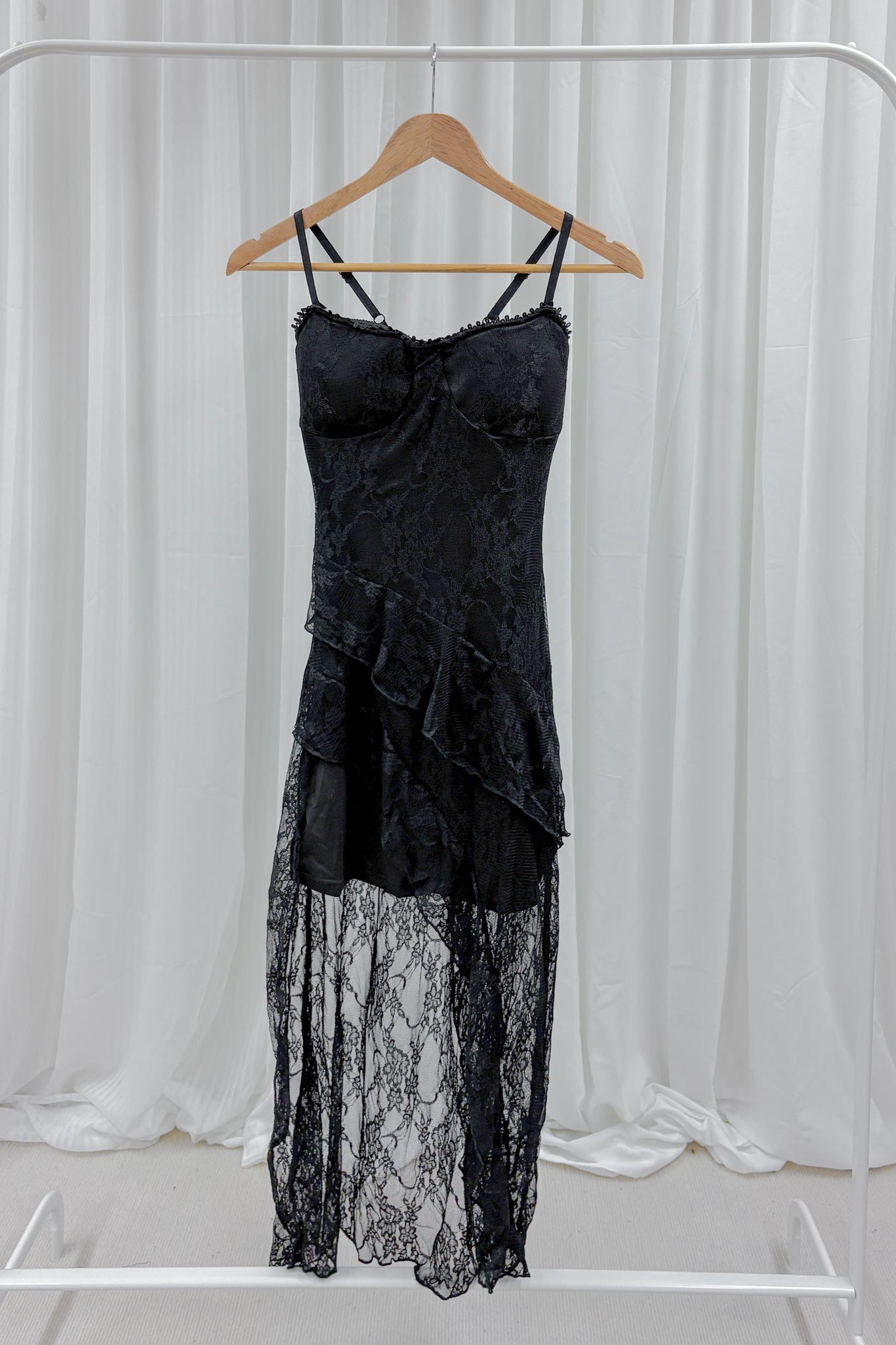 Sarah padded lace longline top/ dress (Black)