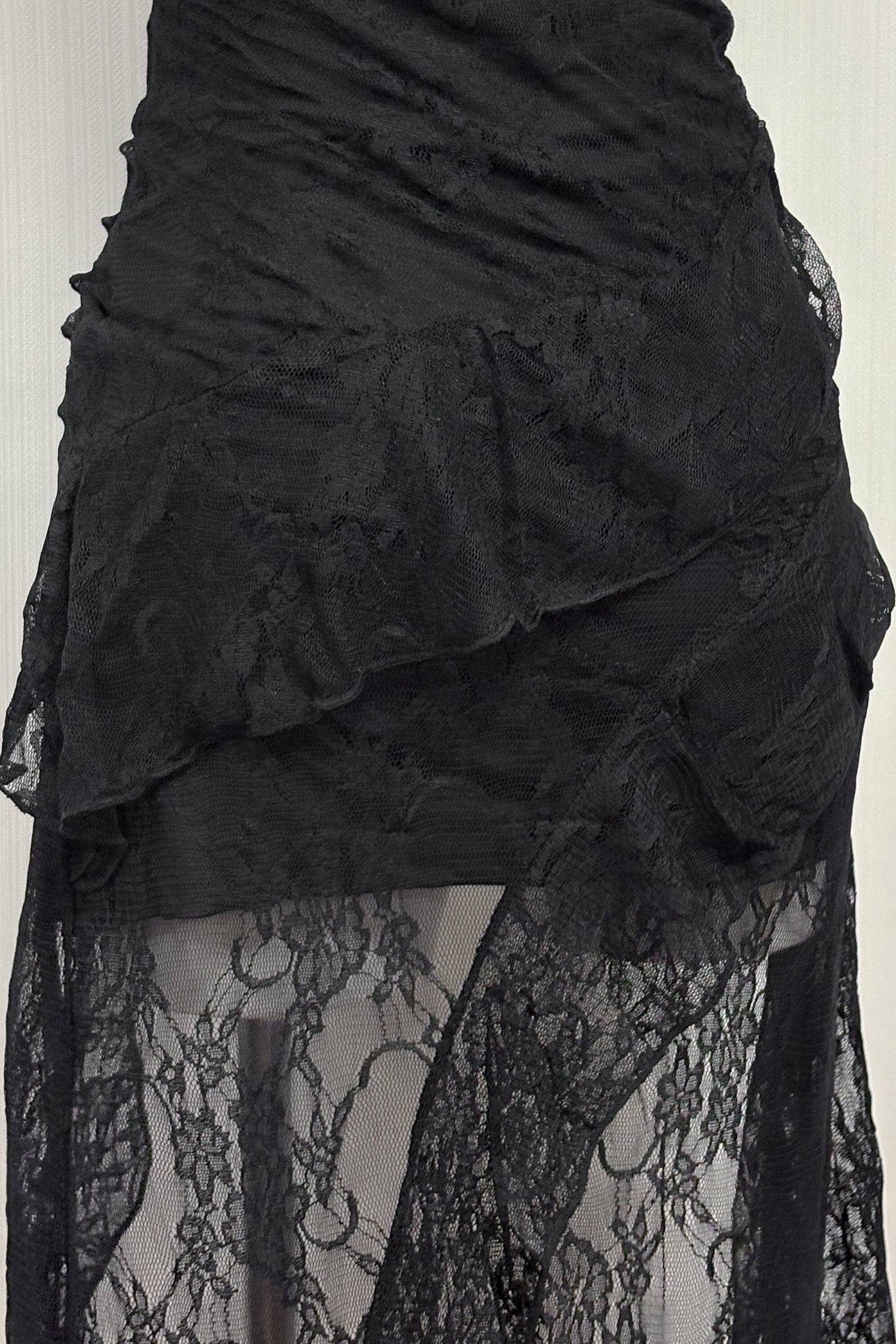 Sarah padded lace longline top/ dress (Black)